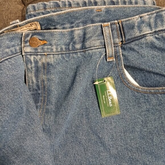 LL BEAN MEN'S 42 X 29 BLUE DENIM ๐ JEANS ๐ - Picture 4 of 5